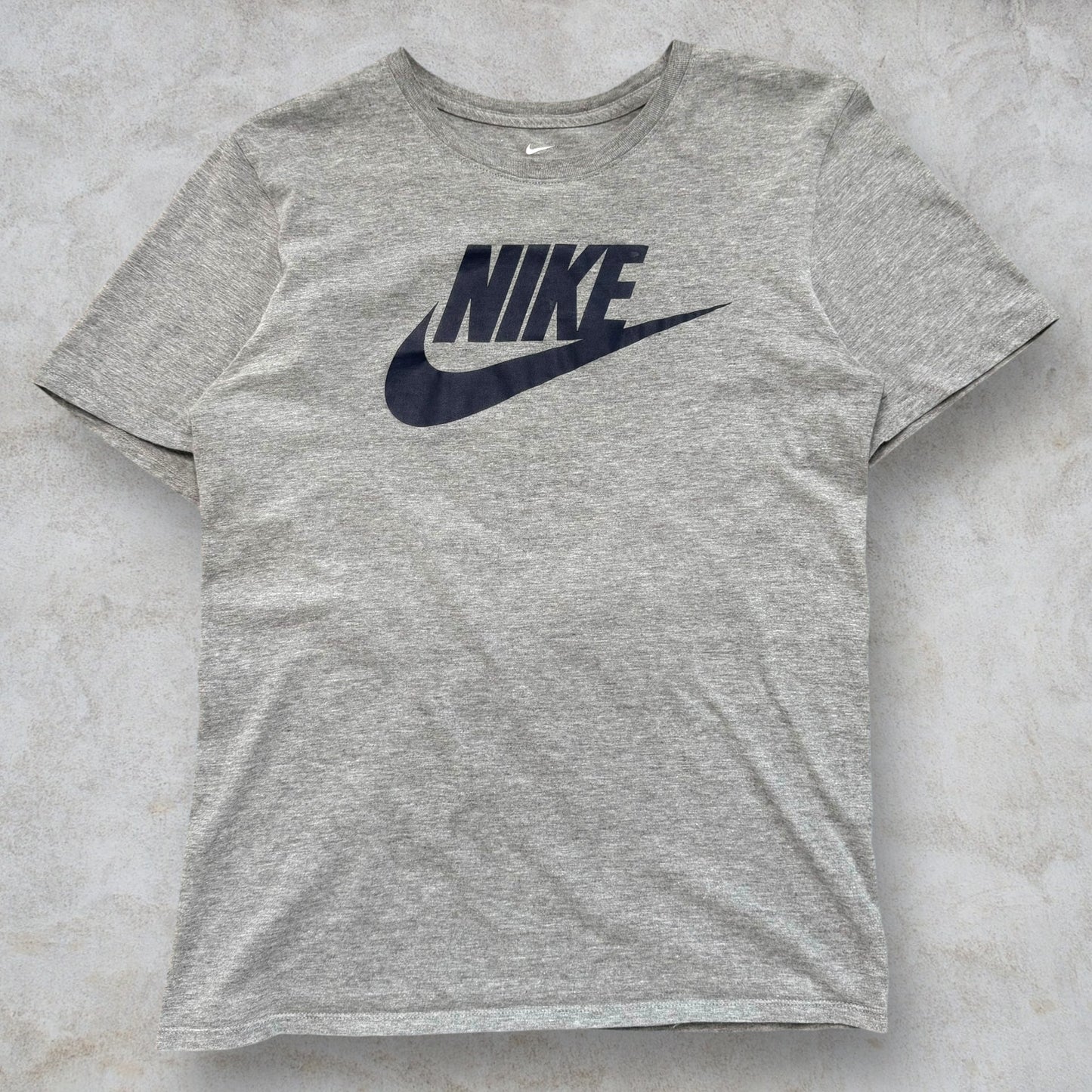 T-Shirt Nike Logo Stampato taglia M