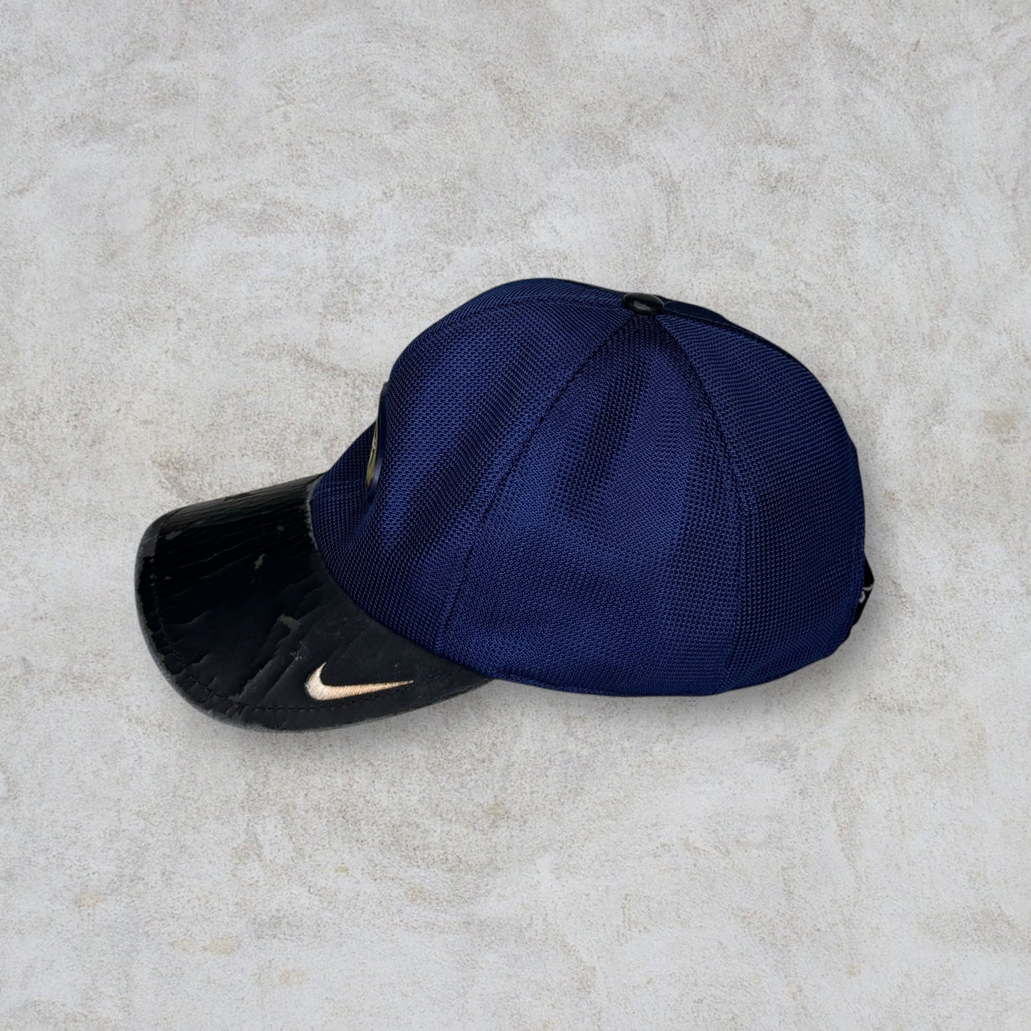 Vintage '80 Nike Swoosh Cap